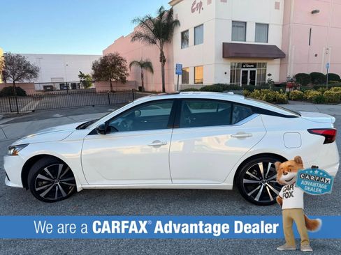Used 2021 Nissan Altima 2.5 SR w/ SR Premium Package FWD image 2