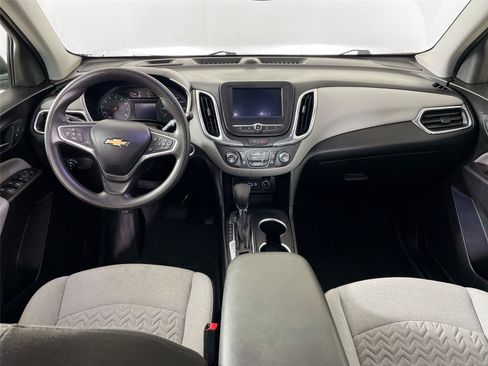 Used 2022 Chevrolet Equinox LS AWD/4WD image 28
