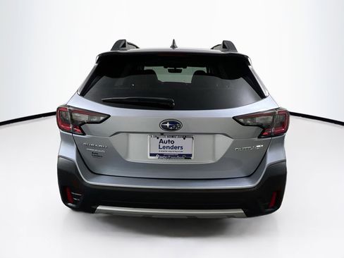 Used 2022 Subaru Outback Limited image 6