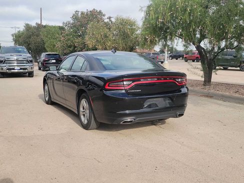 Used 2023 Dodge Charger SXT RWD image 6