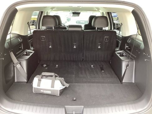 Used 2025 Hyundai Santa Fe SEL FWD image 14
