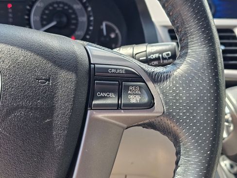 Used 2015 Honda Odyssey EX-L image 39