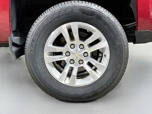Used 2018 Chevrolet Silverado 1500 LT w/ All Star Edition image 30