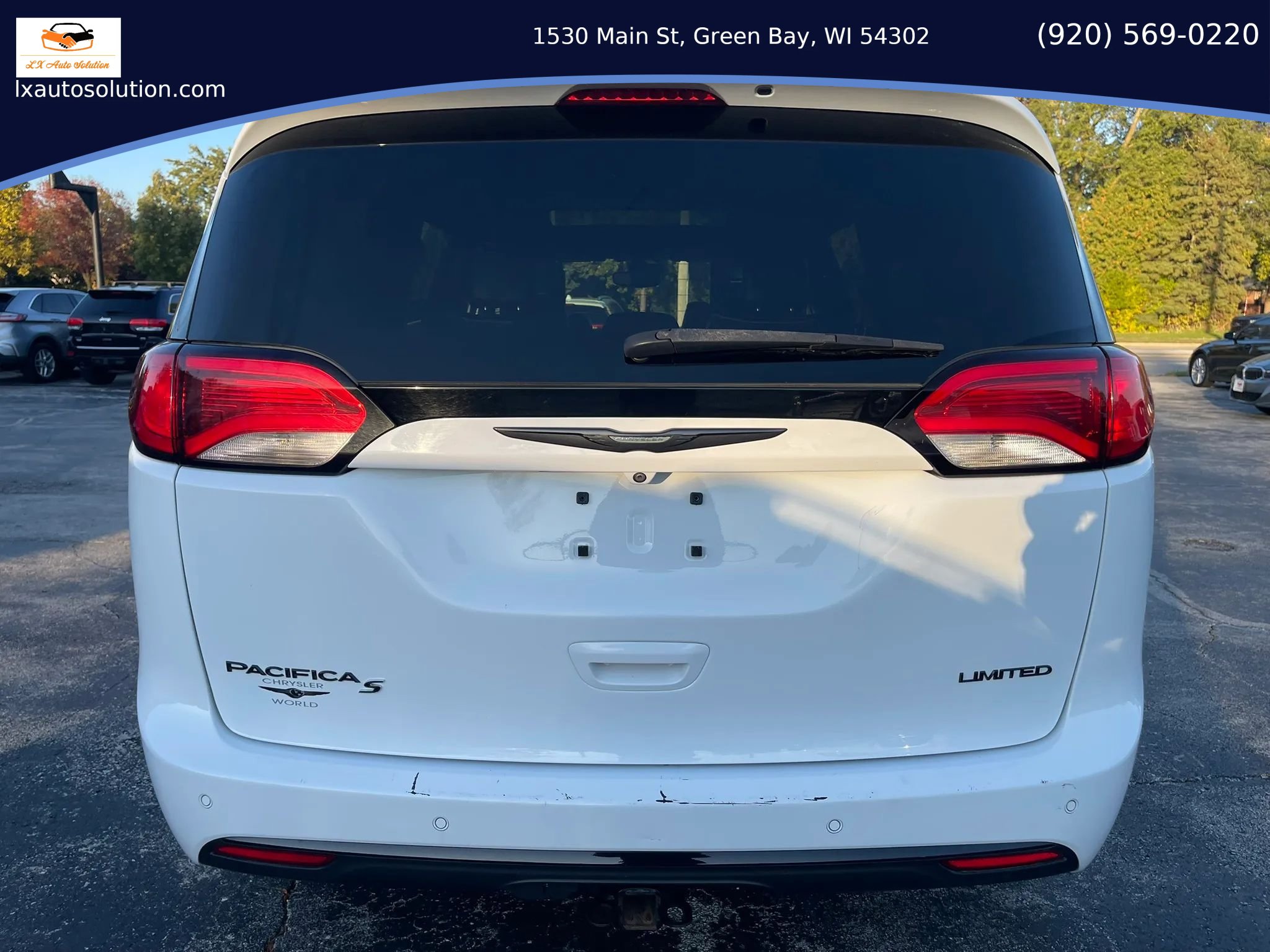 Used 2019 Chrysler Pacifica Limited FWD image 10