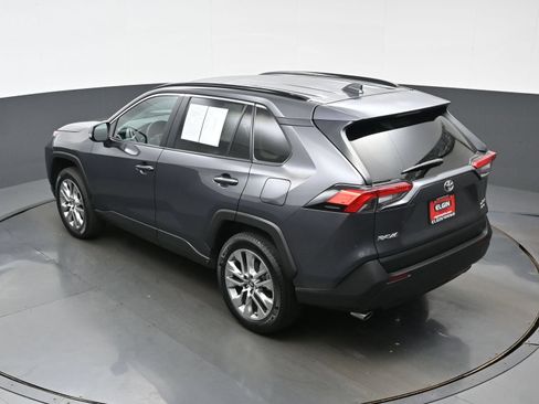 Used 2025 Toyota RAV4 XLE Premium w/ Weather Package AWD/4WD image 40