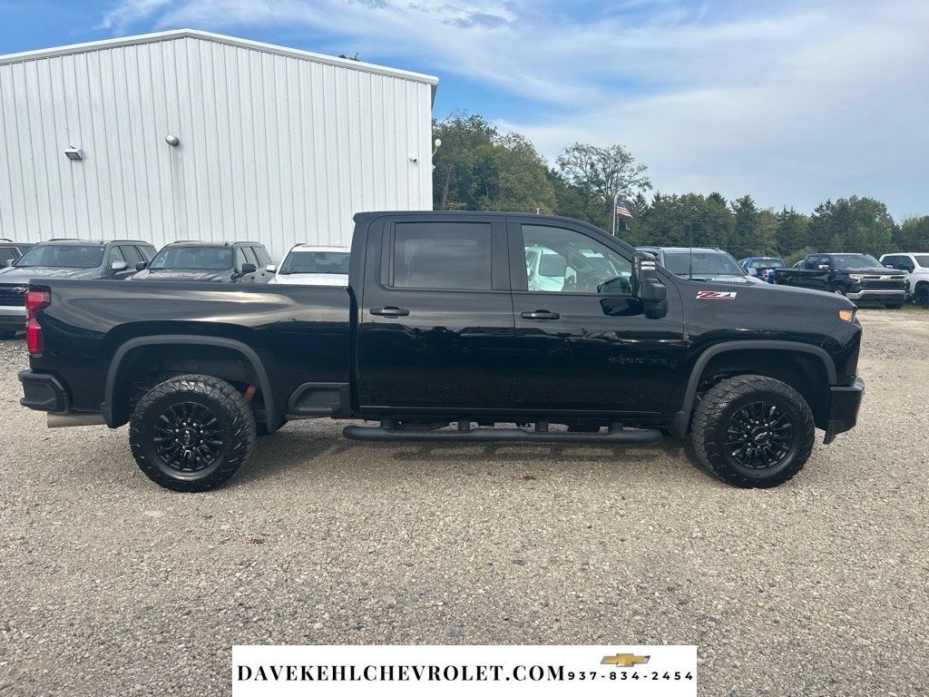 Used 2022 Chevrolet Silverado 2500 LTZ w/ LTZ Plus Package AWD/4WD image 6