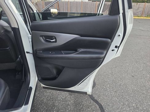 Used 2019 Nissan Murano SL AWD/4WD image 36