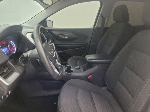 Used 2024 GMC Terrain SLE w/ Elevation Edition FWD image 17