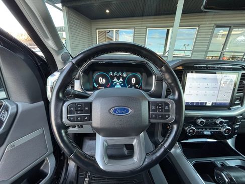 Used 2021 Ford F150 Lariat AWD/4WD image 16