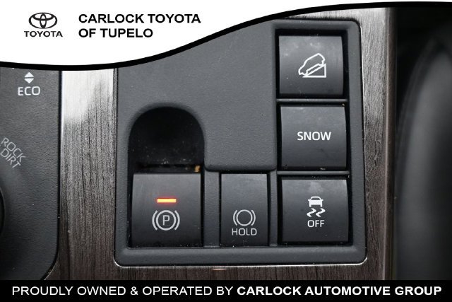 Used 2025 Toyota Highlander Platinum AWD/4WD image 37