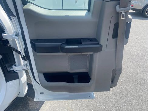Used 2019 Ford F350 XL w/ Power Equipment Group RWD image 23