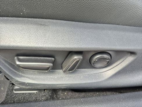 Certified 2025 Toyota Camry SE FWD image 15