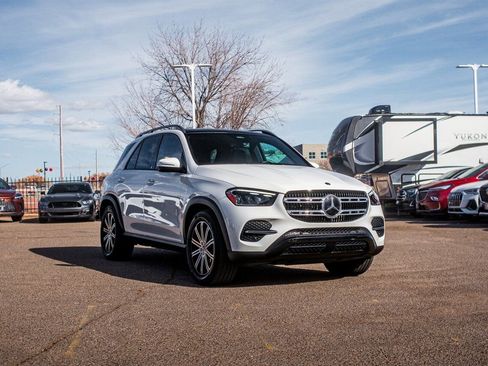 Used 2024 Mercedes-Benz GLE 350 4MATIC image 1