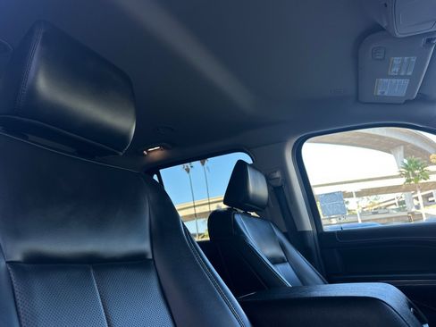 Used 2024 Ford Expedition XLT image 17