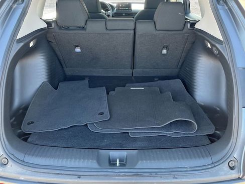 Used 2024 Honda HR-V LX image 23