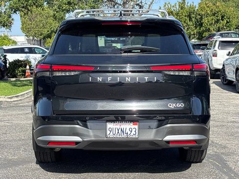 Certified 2026 INFINITI QX60 Luxe w/ Cargo Package FWD image 8