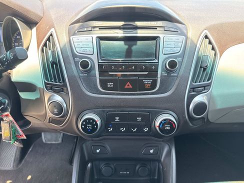 Used 2012 Hyundai Tucson GLS AWD/4WD image 25