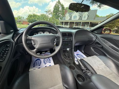 Used 2004 Ford Mustang Cobra RWD image 49