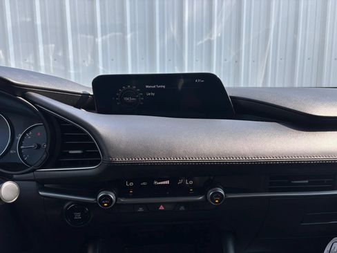 Used 2023 MAZDA MAZDA3 s FWD image 30
