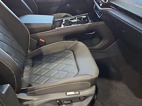 New 2026 Volkswagen Atlas Cross Sport SEL Premium R-Line image 13