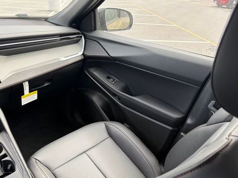 New 2026 Jeep Cherokee Limited AWD/4WD image 32