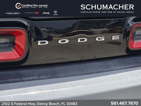 Certified 2022 Dodge Challenger R/T Scat Pack RWD image 9