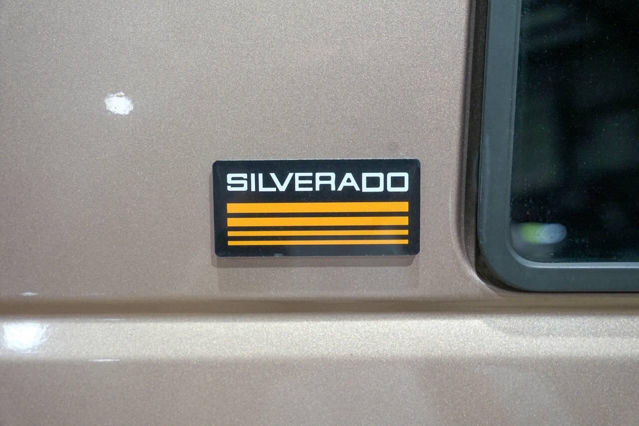 Used 1996 Chevrolet Silverado 2500 4x4 Extended Cab image 27