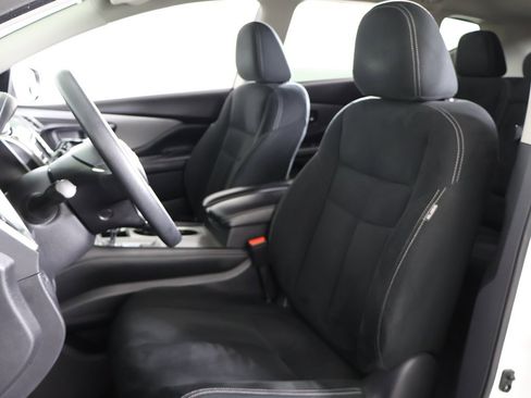 Used 2019 Nissan Murano S image 25