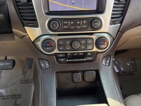 Used 2015 Chevrolet Suburban LT AWD/4WD image 21