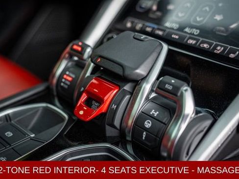Used 2020 Lamborghini Urus AWD/4WD image 44