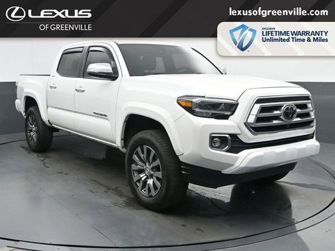 Used 2023 Toyota Tacoma Limited AWD/4WD image 2