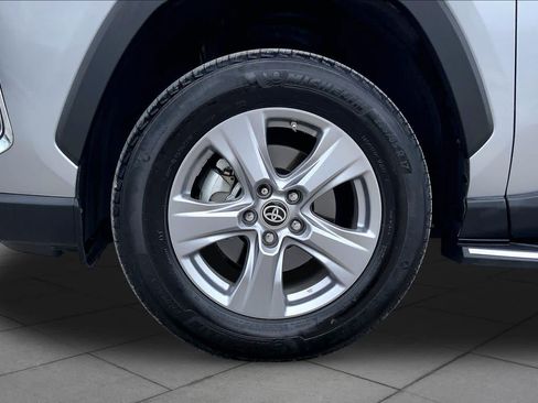 Used 2025 Toyota RAV4 LE FWD image 11
