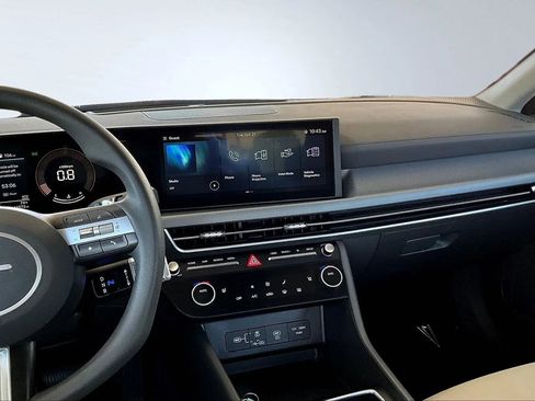 Used 2025 Hyundai Sonata SEL FWD image 9