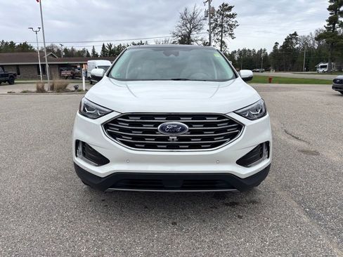 Used 2024 Ford Edge Titanium w/ Equipment Group 301A AWD/4WD image 8