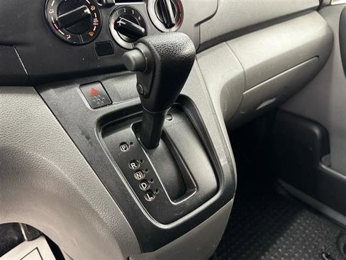 Used 2019 Nissan NV200 S w/ Cruise Control Package FWD image 24