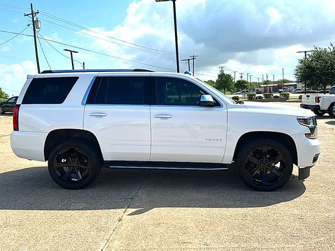 Used 2020 Chevrolet Tahoe Premier RWD image 9