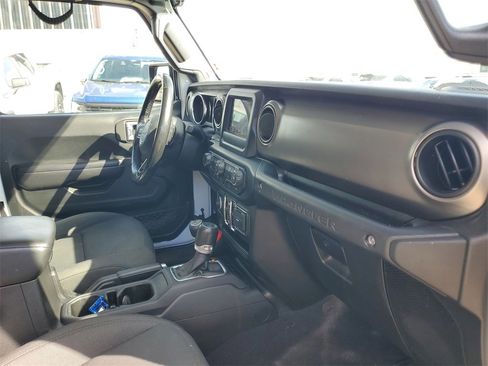 Used 2020 Jeep Wrangler Unlimited Sport image 35