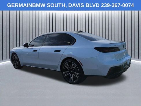 Certified 2025 BMW 760i xDrive AWD/4WD image 7