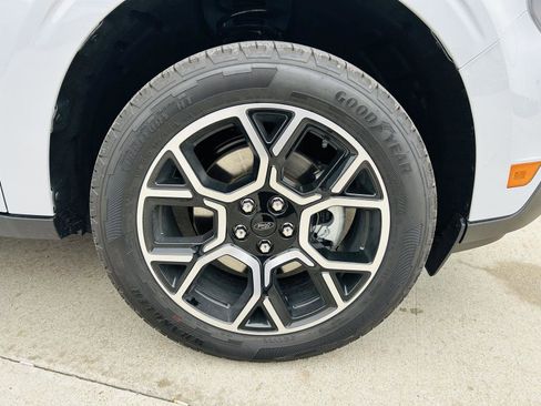 New 2026 Ford Maverick Lariat w/ 4K Tow Package image 46