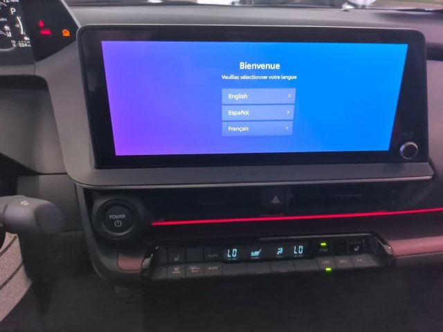 New 2027 Toyota Prius Plug-In Hybrid FWD image 13