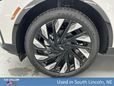 Used 2025 Lincoln Nautilus Reserve w/ Jet Appearance Package image 18