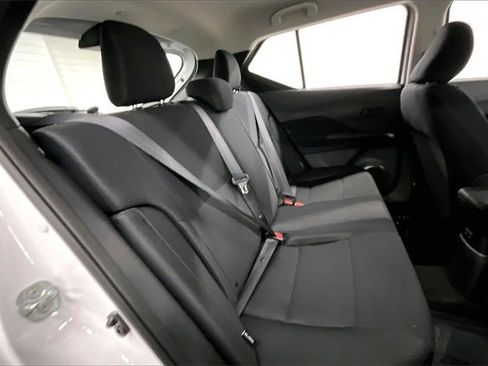 New 2025 Nissan Kicks Play S image 30