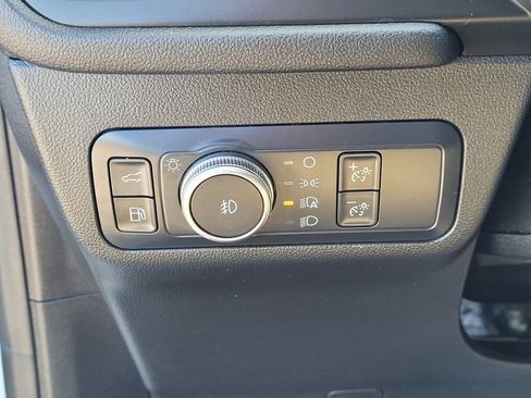 Used 2020 Ford Escape Titanium w/ Titanium Premium Package 2.0 image 25