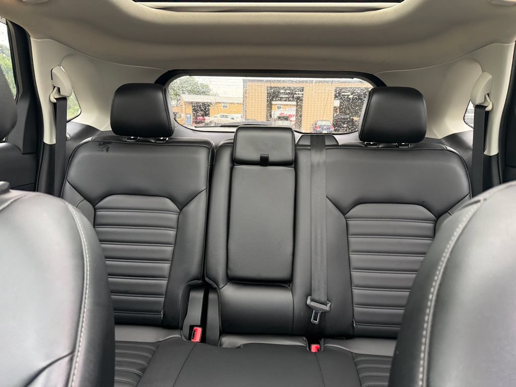 Used 2020 Ford Edge SEL w/ Convenience Package AWD/4WD image 24