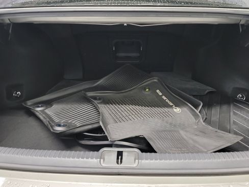 Used 2020 Lexus ES 350 w/ Luxury Package FWD image 26