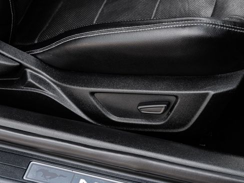 Used 2020 Ford Mustang GT Premium RWD image 40