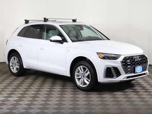 Used 2022 Audi Q5 2.0T Premium AWD/4WD image 2