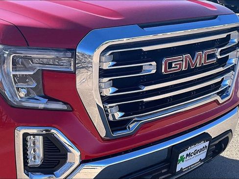 Used 2019 GMC Sierra 1500 SLT w/ SLT Premium Package image 30