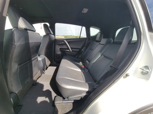 Used 2018 Toyota RAV4 SE w/ Power Extra Value Package image 21