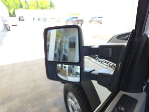 Used 2012 Ford F250 XLT w/ XLT Interior Pkg AWD/4WD image 24